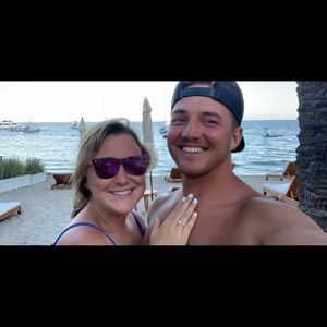 Meet your Posher, Mina